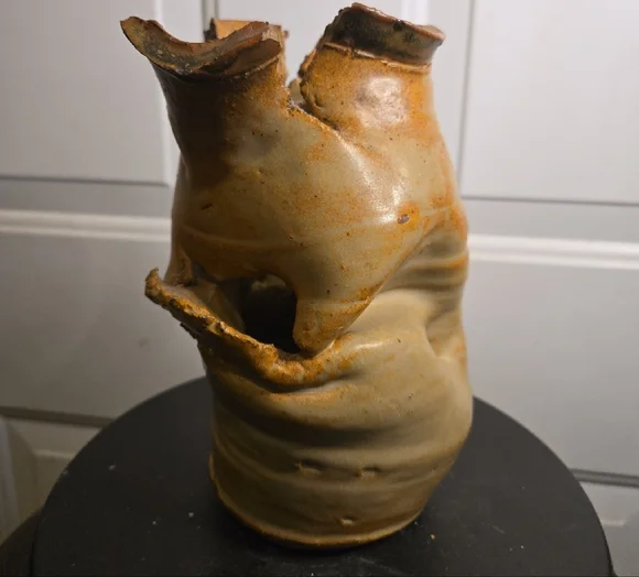 Handcrafted Signed Studio Pottery Ceramic Wabisabi Vase in Beige and Blue - Picture 6 of 13